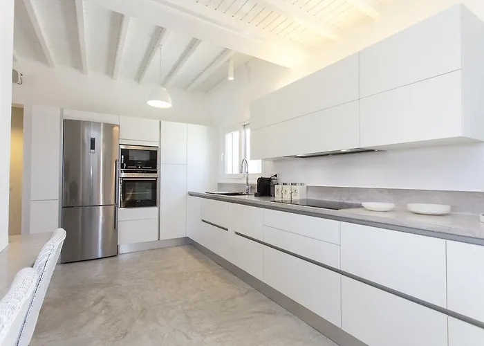 فيلة Elia Sea View Luxury